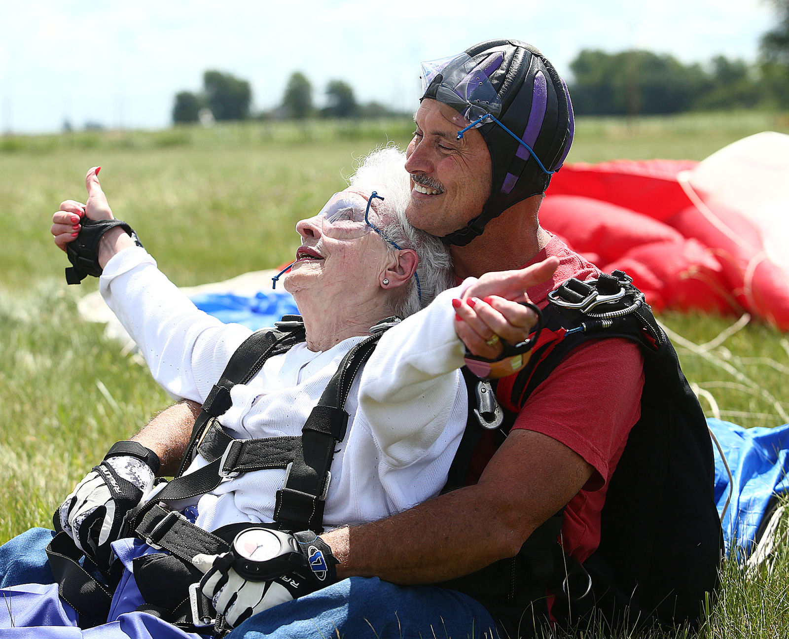 Ruth Blair skydive